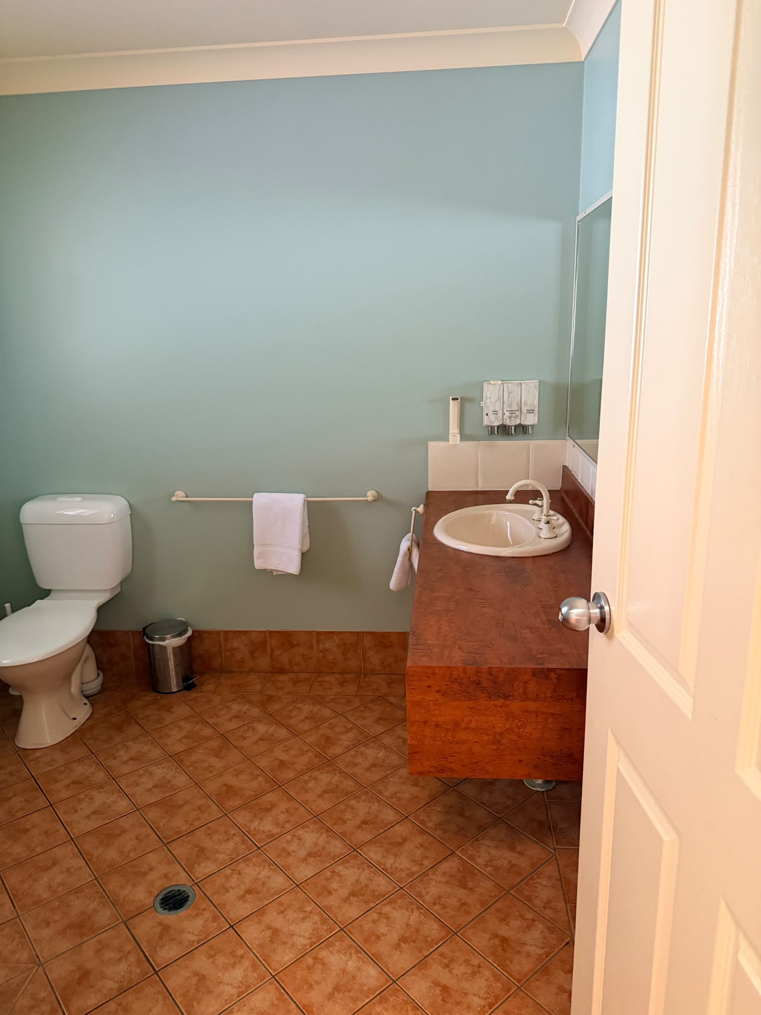 executive queen room(one) Image