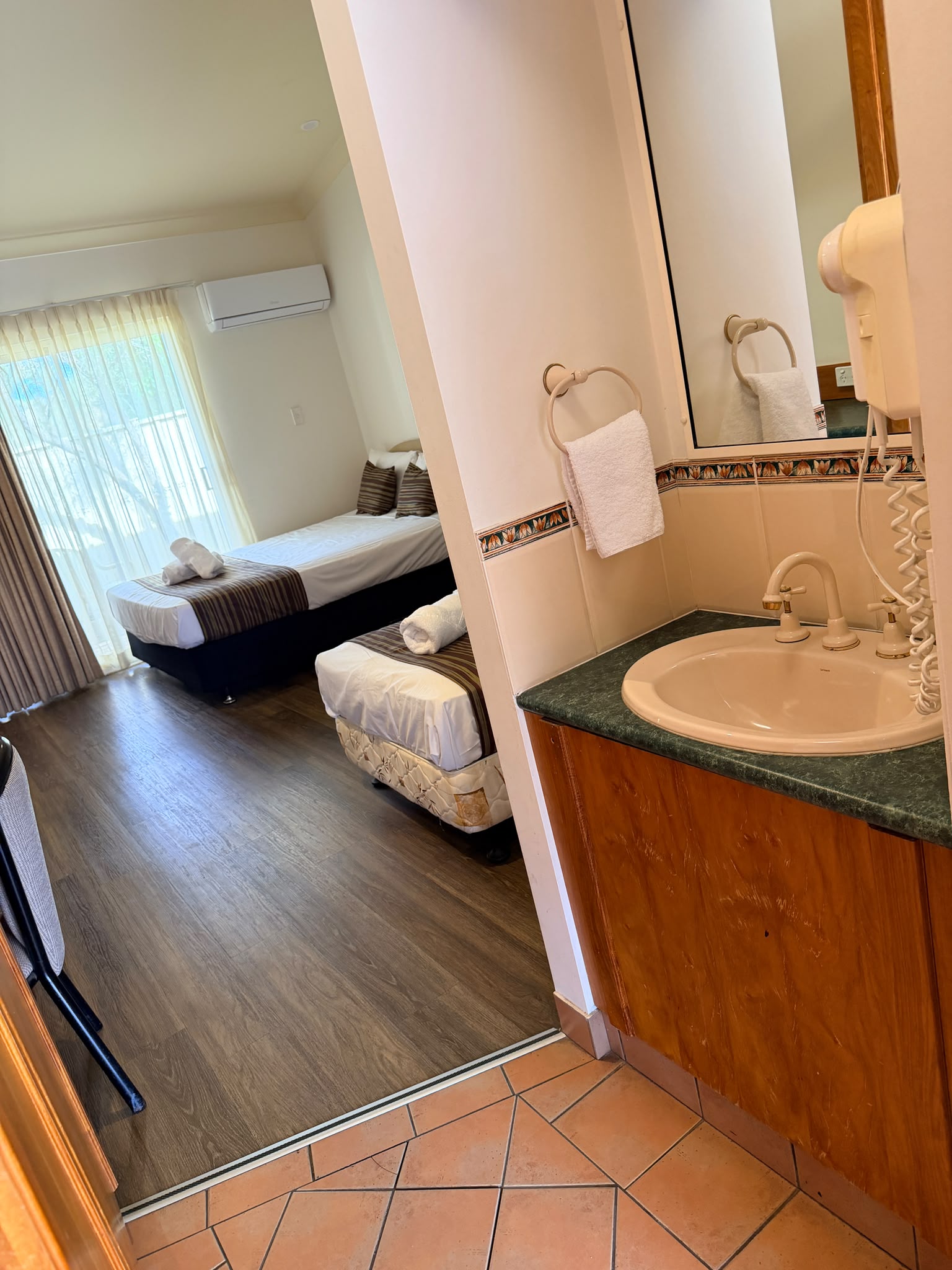 standard pet friendly rooms(5) Image
